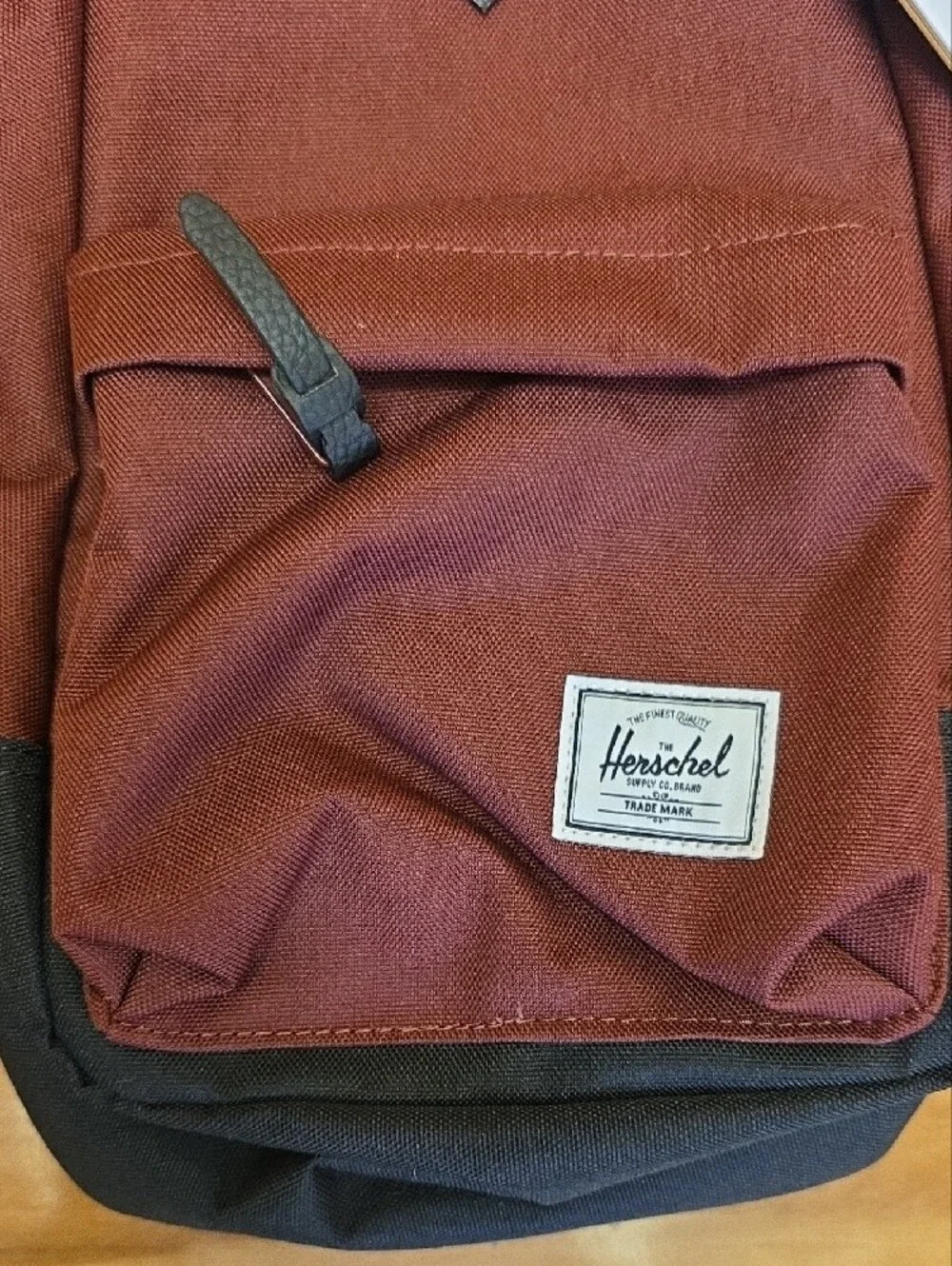 Herschel Supply Company shoulder zipper